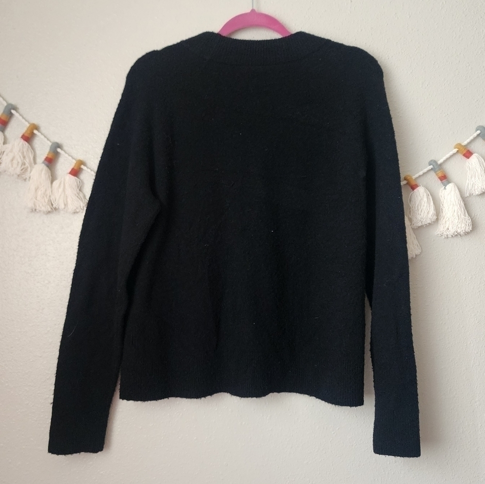 Athleta Black Knit Extra Fine Merino Wool Crewneck Pullover Top Comfort Casual S - Picture 2 of 9